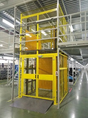 goods-lift